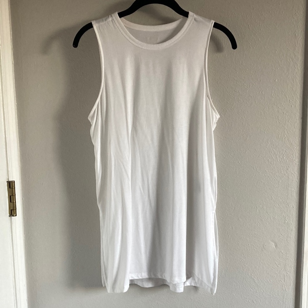 Women’s Old Navy UltraLite Go Dry Tunic Tank Size Small